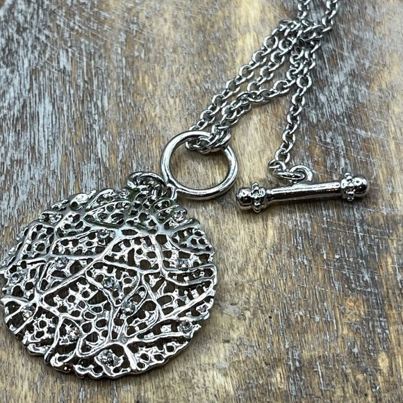 Cookie Lee Necklace Silver-tone toggle closure Crystals round Sphere Long 32” - Picture 12 of 13